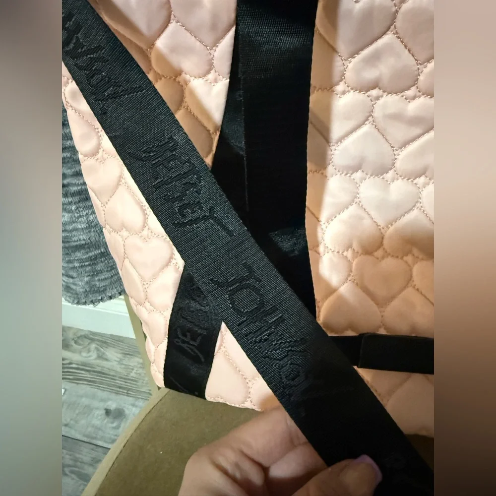 Betsey Johnson Quilted Pink Heart Tote/Weekender Bag - Picture 3 of 9